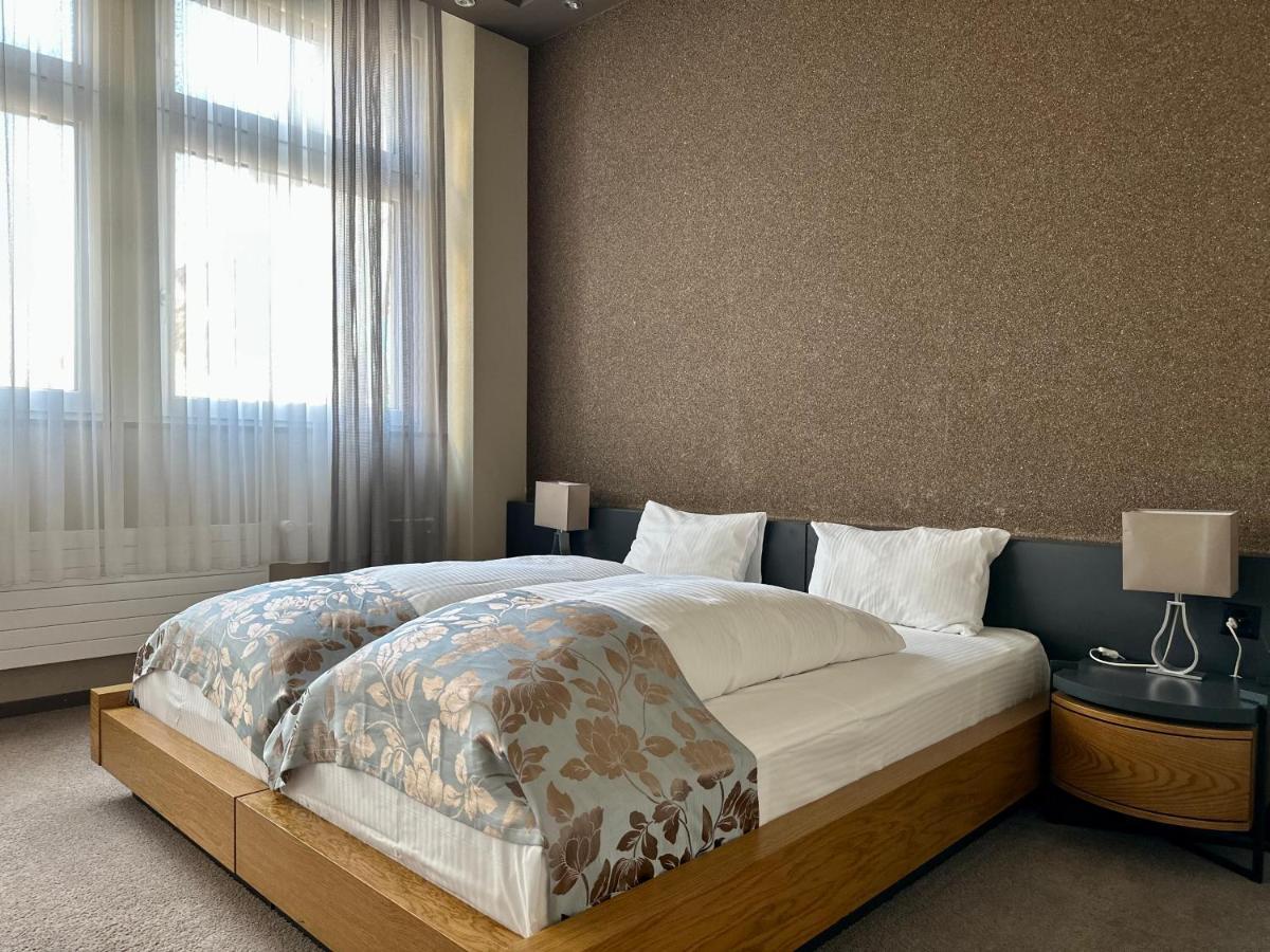 Plaza Hotel 빈터투어 외부 사진