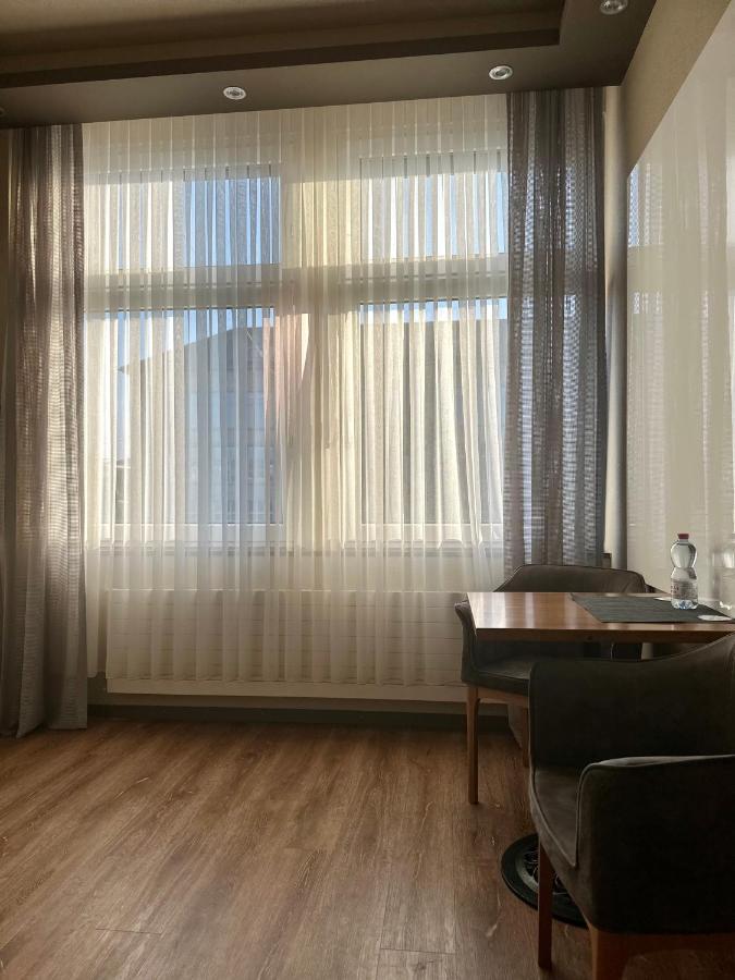 Plaza Hotel 빈터투어 외부 사진